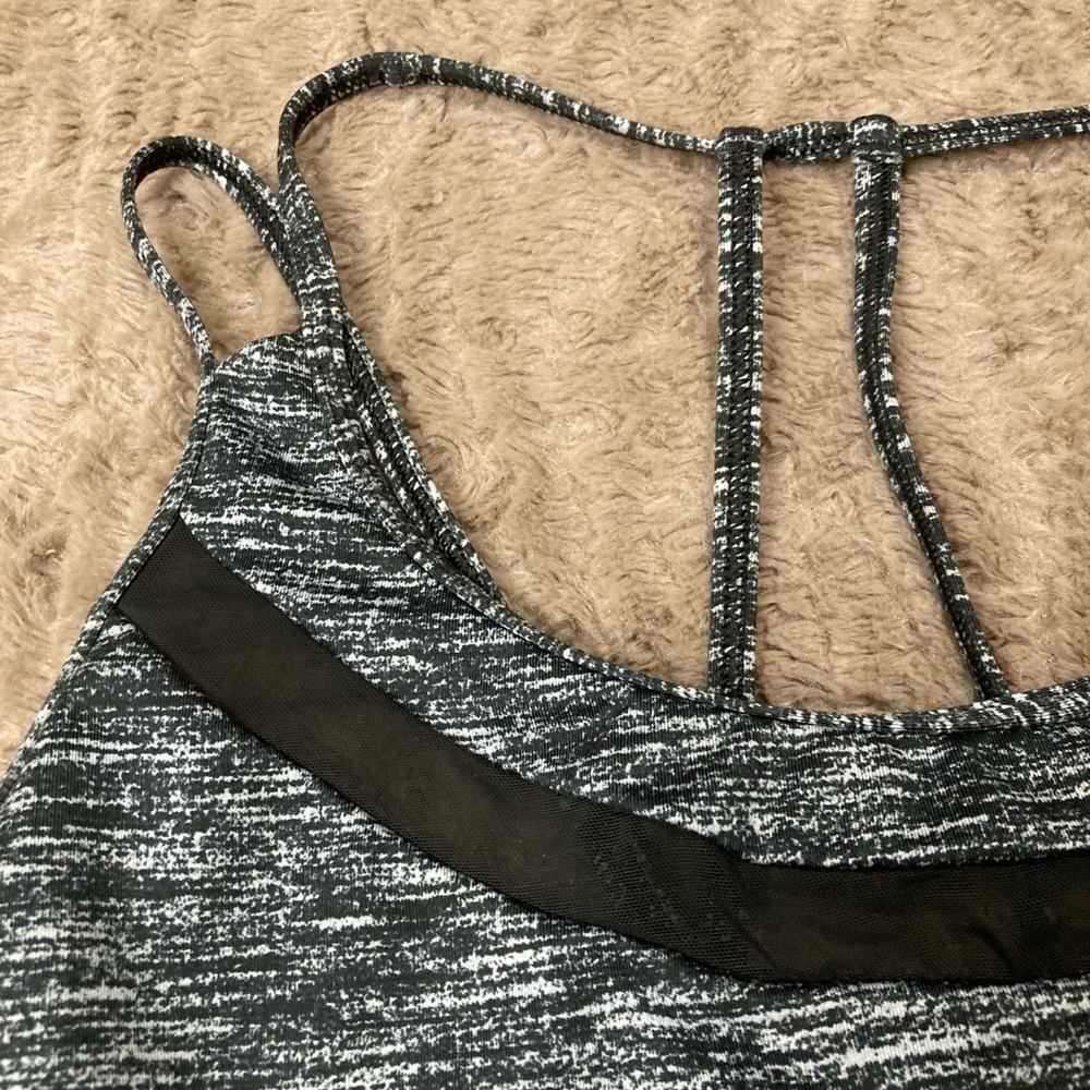 Victoria’s Secret Sport Black And Grey None Padded Sports Bra Size Large - Picture 2 of 9
